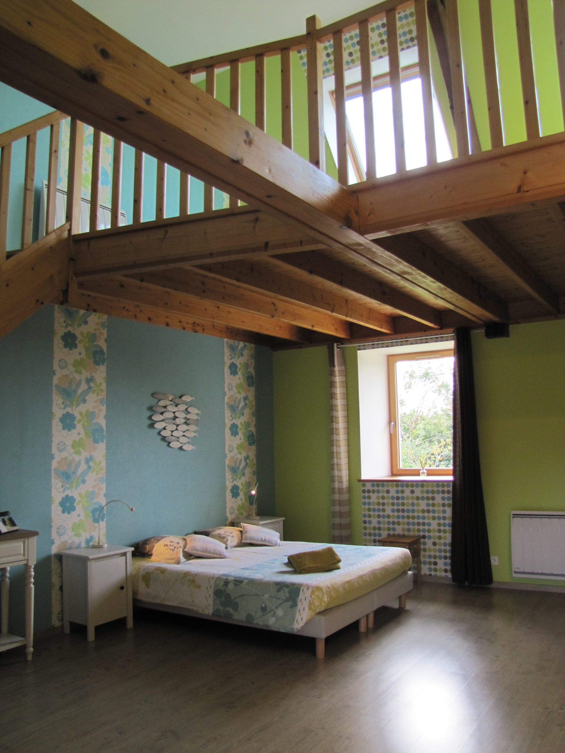 Porquerolles; he room is very tall and gives a 'cathedral-like' feeling.
