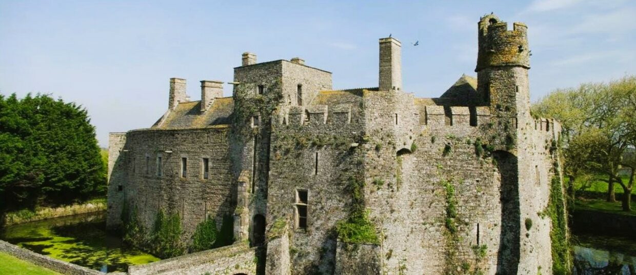 Pirou castle, a true medieval gem. Stay at La Becterie and visit it