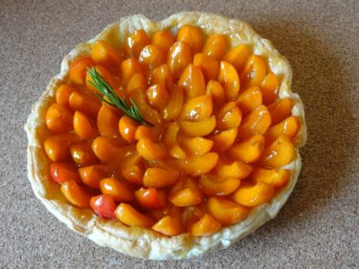 Apricot tart with rosemary