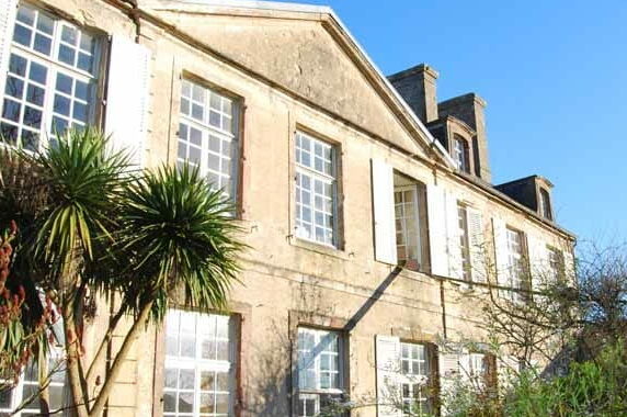 Grandval-Caligny Mansion