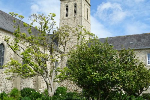 une-visite-exceptionnelle-de-labbaye-de-la-trappe-de-bricquebec-est-proposee-ce-dimanche-a-15-heures-par-le-pays-dart-et-dhistoire-960×640 Bricquebec's Abbey